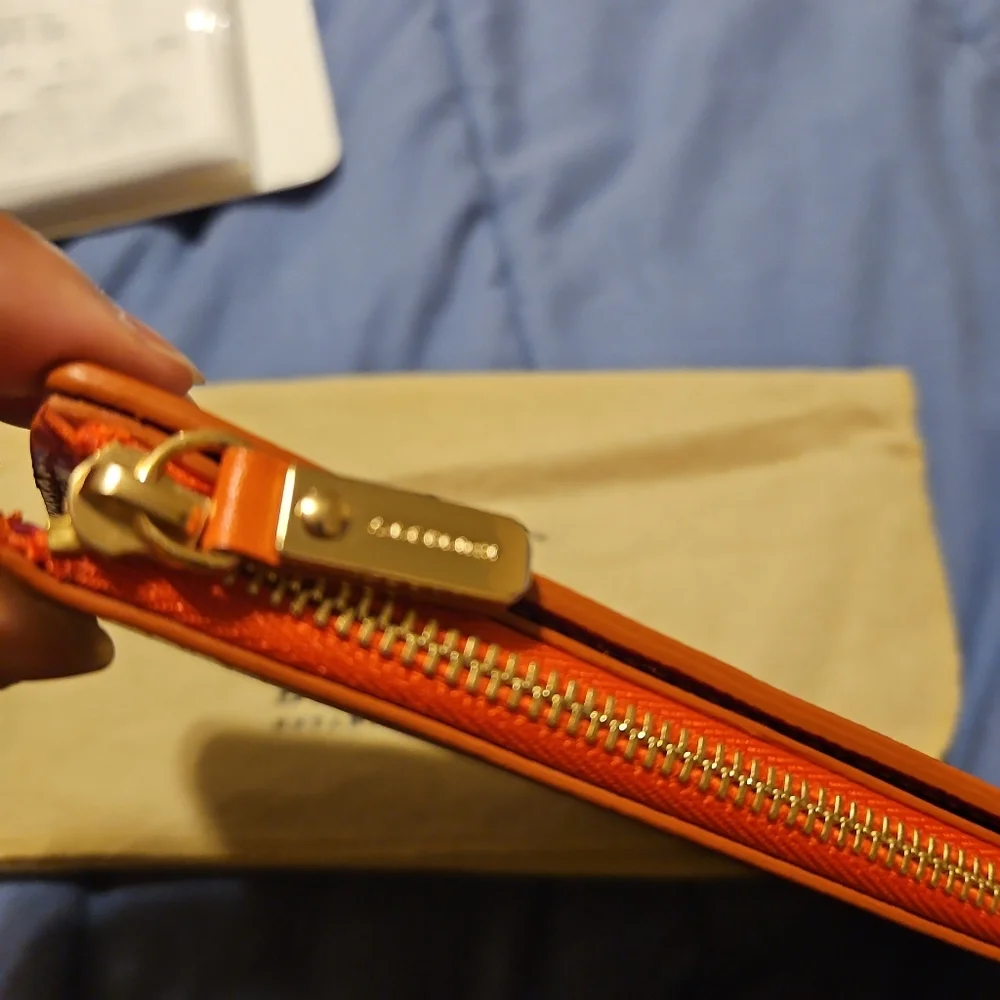 🛑BURBERRY Patent leather Constantine Continental Wallet - Picture 3 of 8